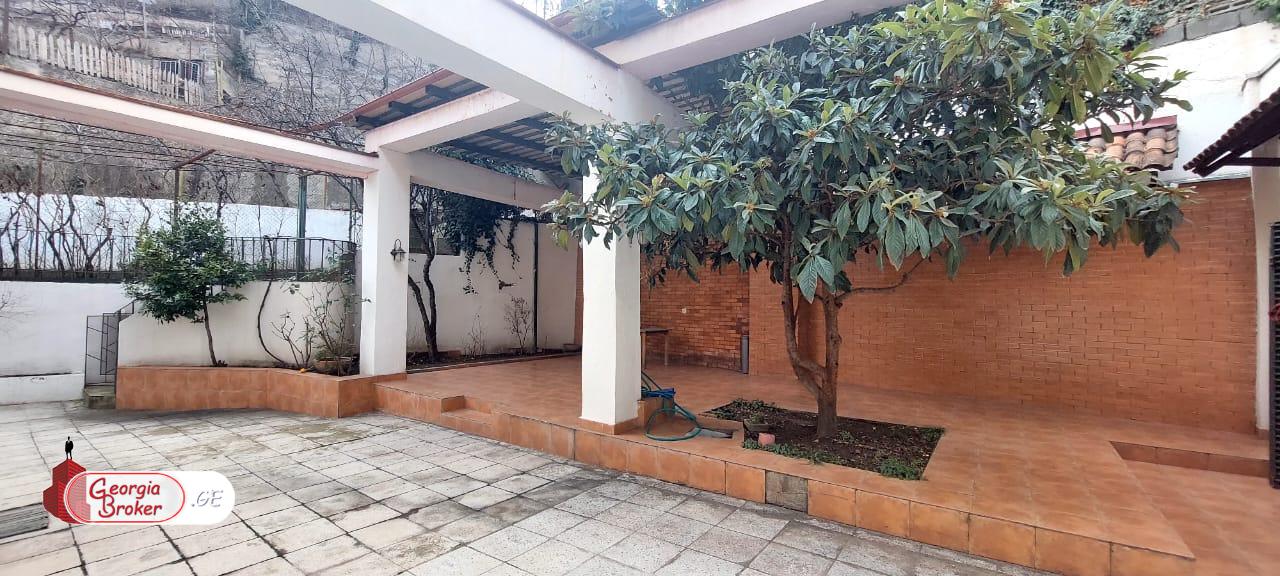 продается квартира с новым ремонтом 7-комнат