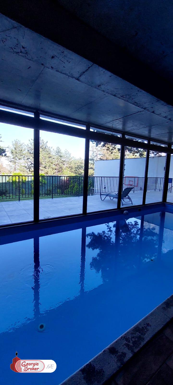 в аренду дом с новым ремонтом 9-комнат