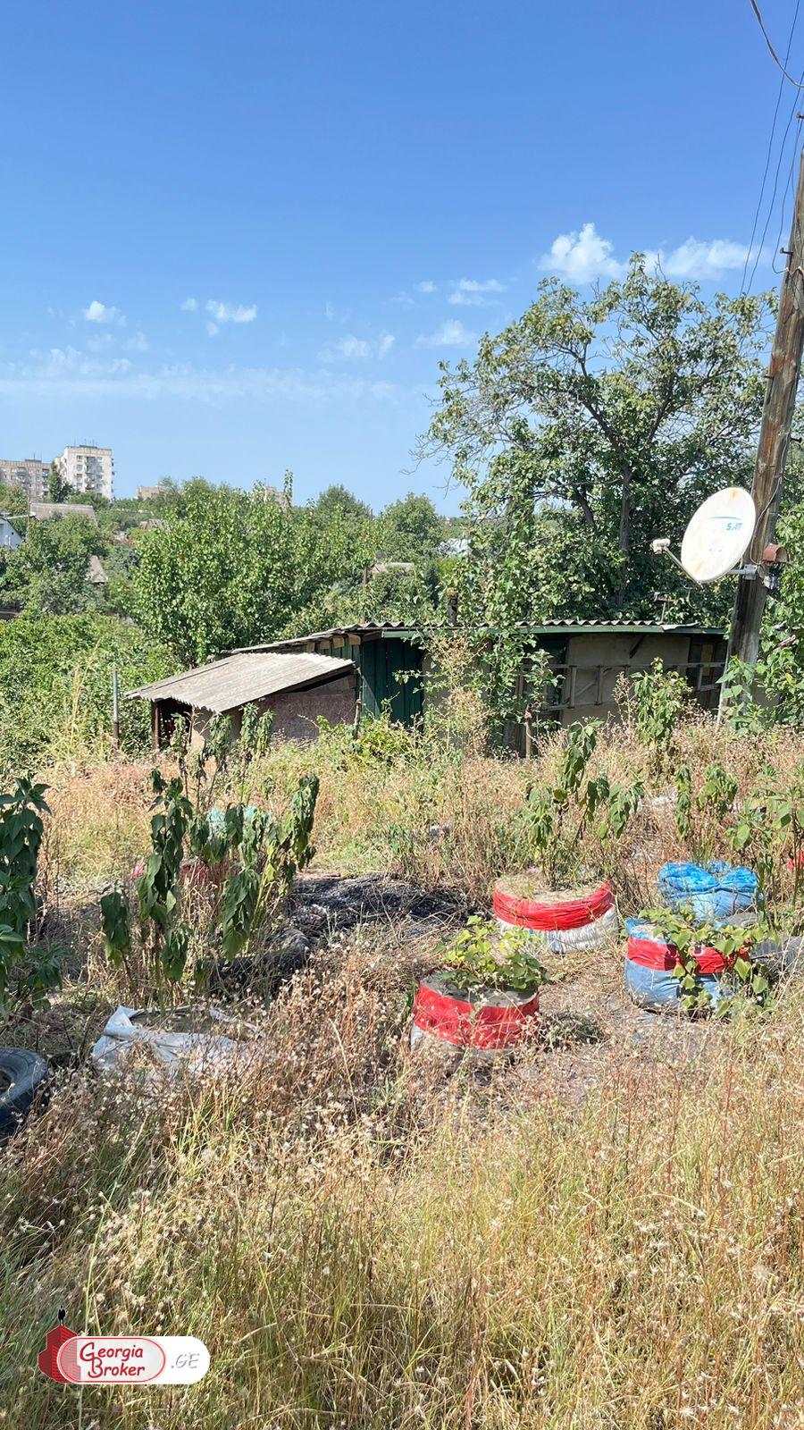 nearly repaired 2-room house for sale