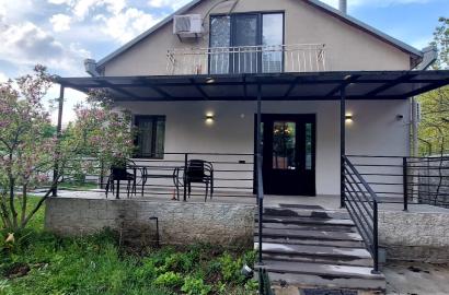 продается дом с новым ремонтом 7-комнат