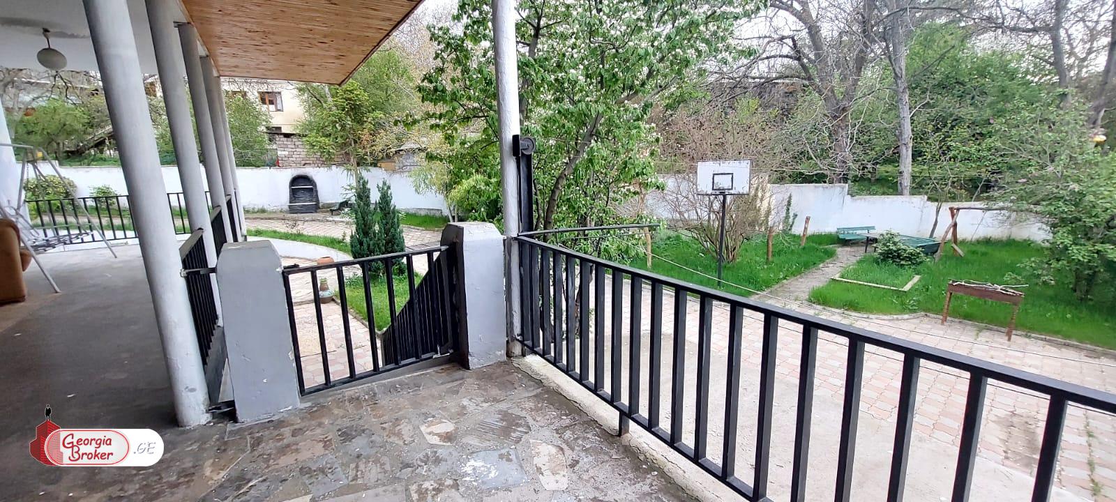 в аренду дом с новым ремонтом 7-комнат