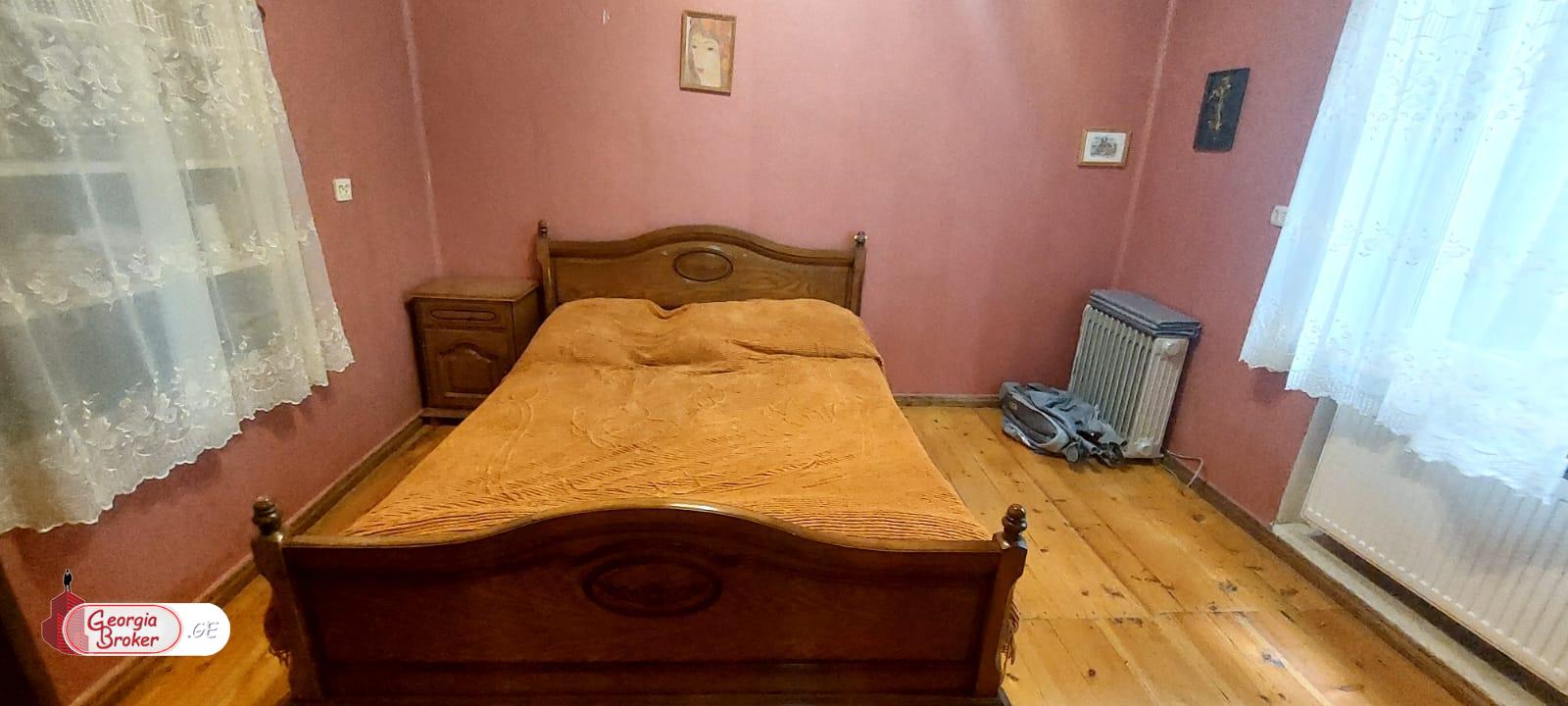 nearly repaired 7-room house for sale