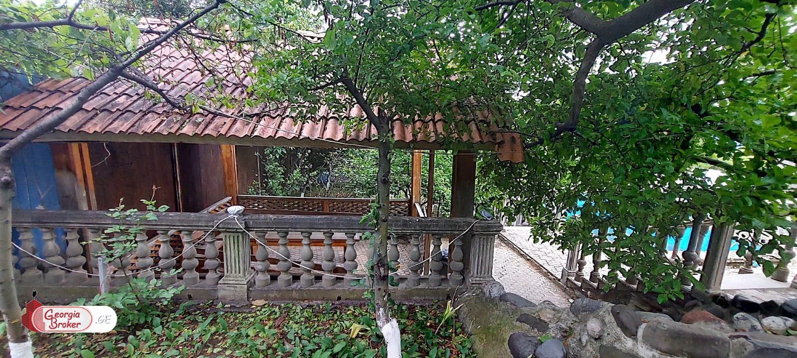 nearly repaired 7-room house for sale