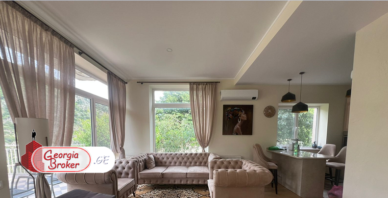 в аренду дом с новым ремонтом 8-комнат