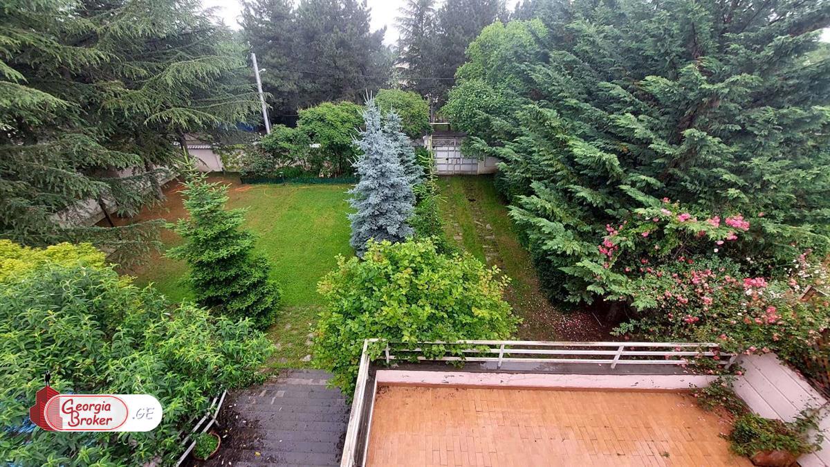 ქირავდება ახალი გარემონტებული 9 ოთახიანი სახლი წყნეთში