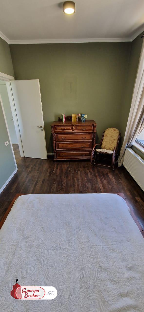 ქირავდება ახალი გარემონტებული 5 ოთახიანი სახლი საგურამოში