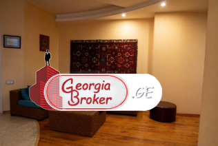 в аренду квартира с новым ремонтом 5-комнат