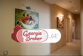 в аренду квартира с новым ремонтом 5-комнат