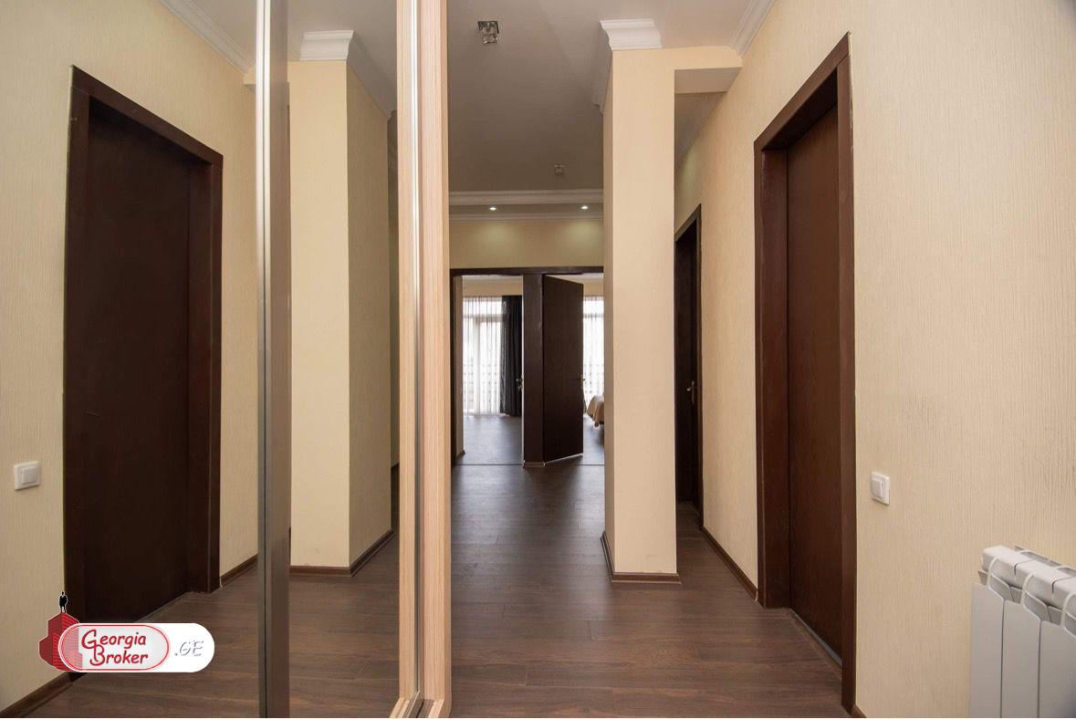 ქირავდება ახალი გარემონტებული 3 ოთახიანი ბინა სანზონაში