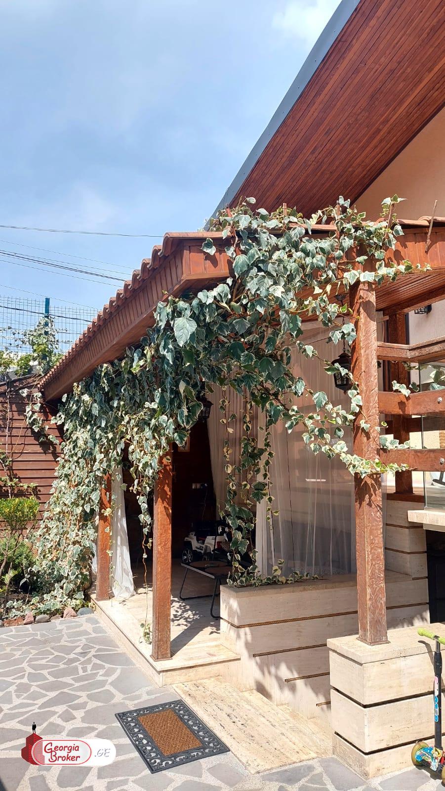 იყიდება ახალი გარემონტებული 11 ნომრიანი სასტუმრო ნაძალადევში