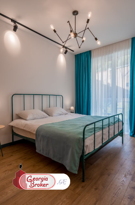 ქირავდება ახალი გარემონტებული 3 ოთახიანი ბინა სოლოლაკში