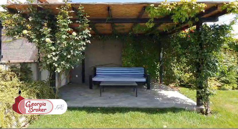 ქირავდება ახალი გარემონტებული 8 ოთახიანი სახლი თბილისის შემოგარენში