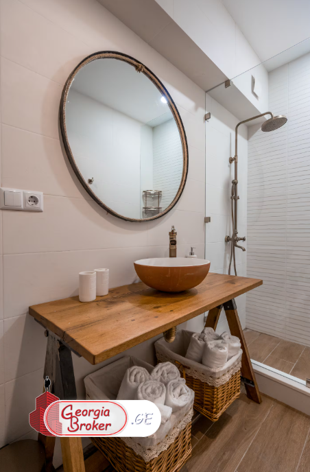 ქირავდება ახალი გარემონტებული 3 ოთახიანი ბინა სოლოლაკში