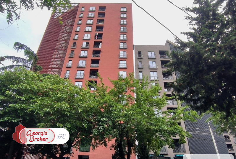 nearly repaired 3-room apartment for sale