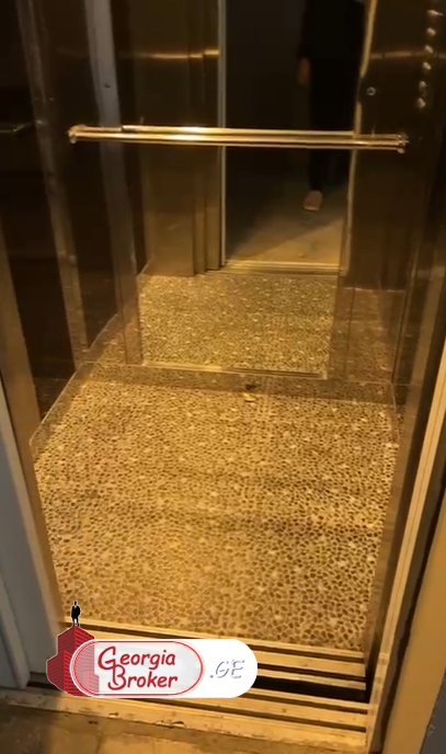 იყიდება ახალი გარემონტებული 3 ოთახიანი ბინა  ვაჟა ფშაველაზე