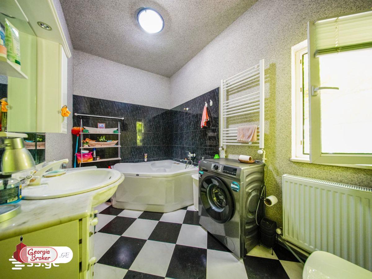 nearly repaired 7-room house for sale