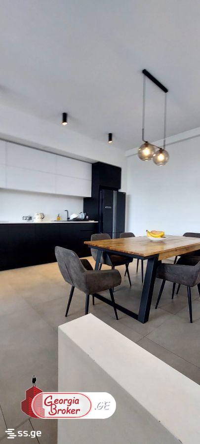 nearly repaired 5-room house for sale