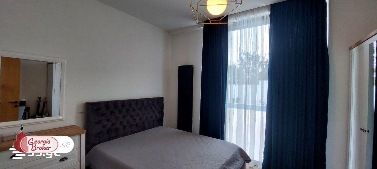nearly repaired 5-room house for sale