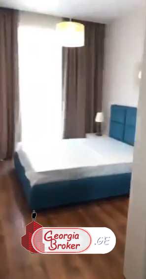 იყიდება ახალი გარემონტებული 2 ოთახიანი ბინა ვაკეში