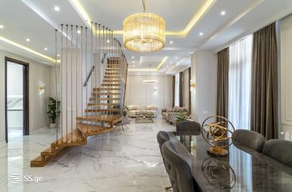 продается квартира с новым ремонтом 6-комнат