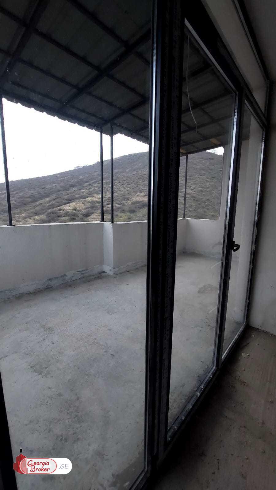 იყიდება ახალი აშენებული 4 ოთახიანი ბინა  ვაშლიჯვარში