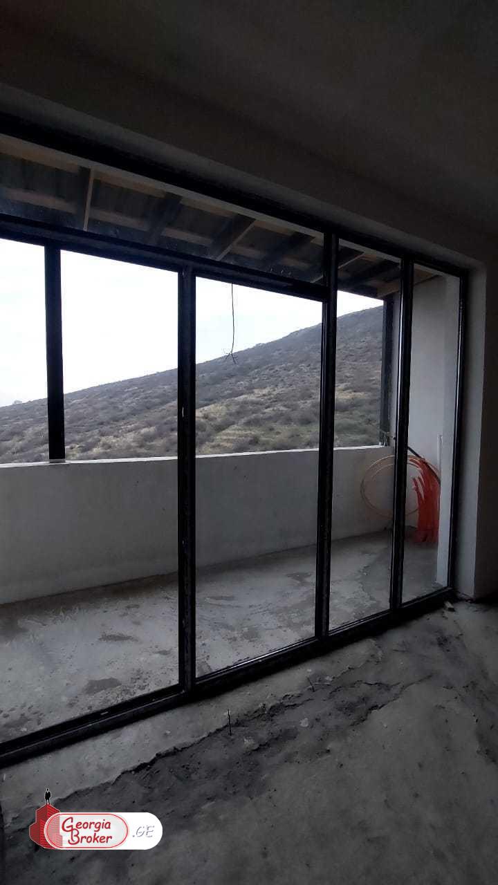 იყიდება ახალი აშენებული 3 ოთახიანი ბინა ვაშლიჯვარში