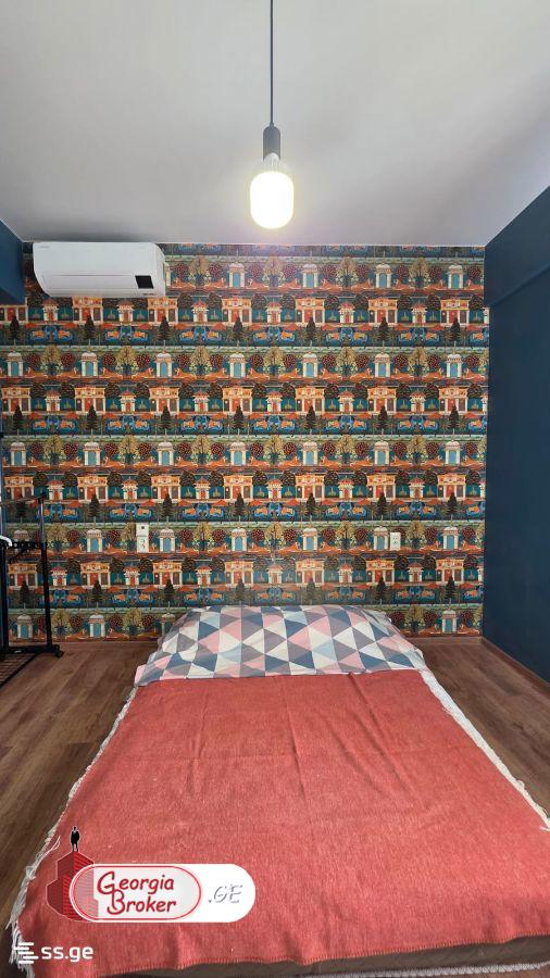 nearly repaired 3-room apartment for sale