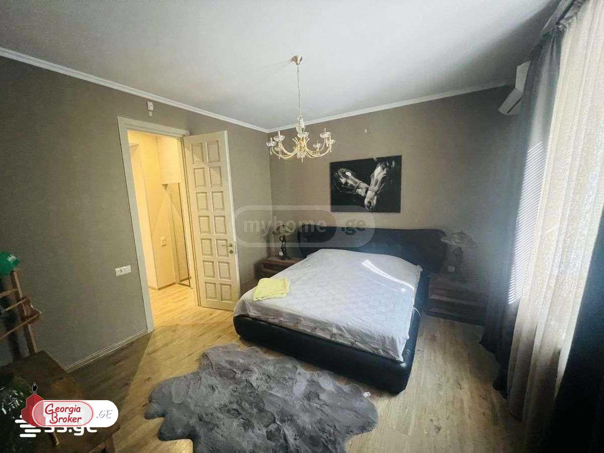 nearly repaired 11-room house for rent