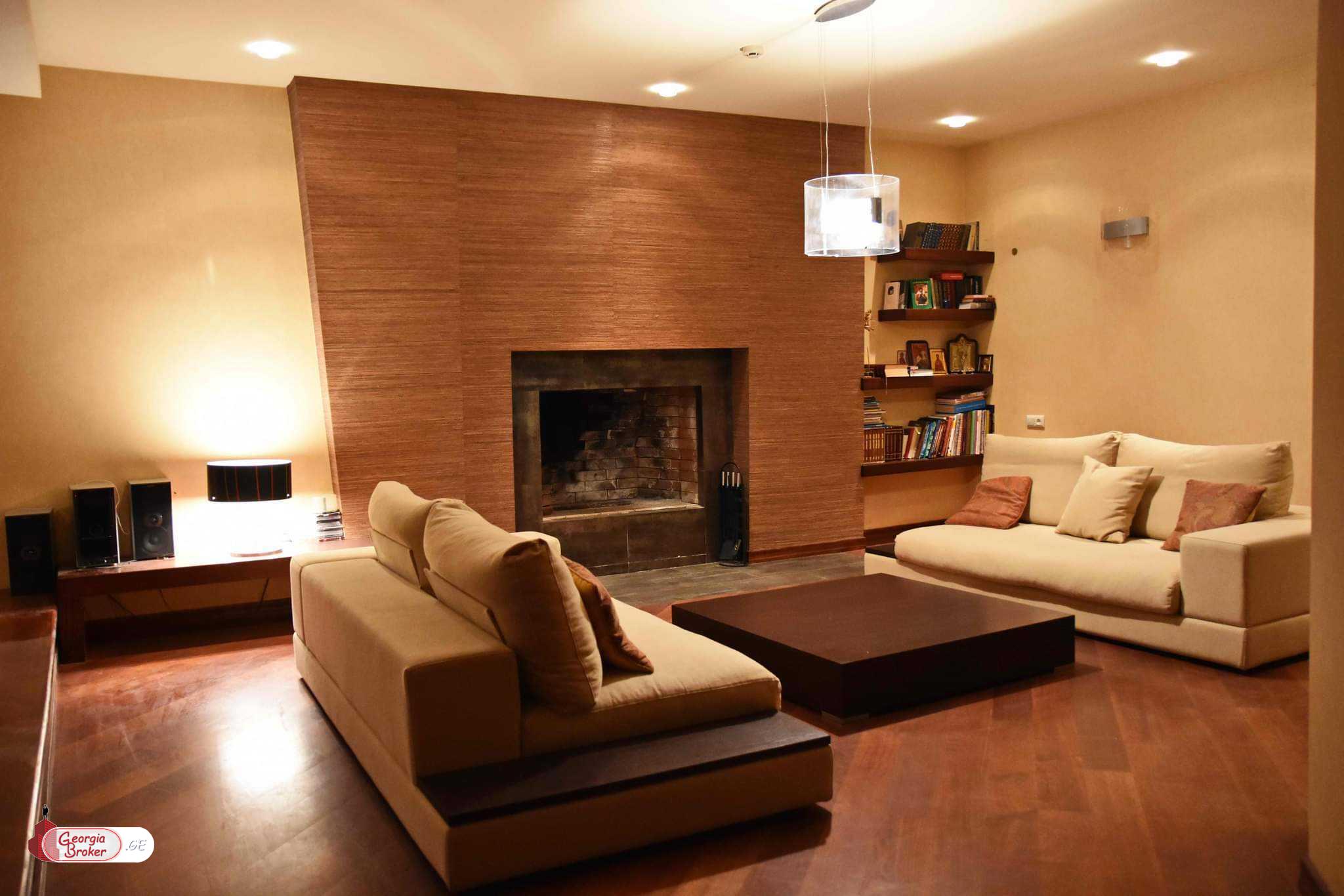 в аренду дом с новым ремонтом 7-комнат