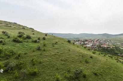 продается квартира с новым ремонтом 4-комнаты