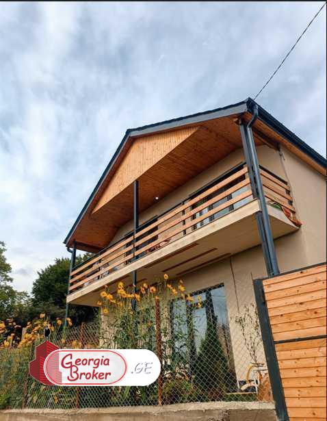 იყიდება ახალი გარემონტებული 6 ოთახიანი სახლი ლისის ტბის მიმდებარედ