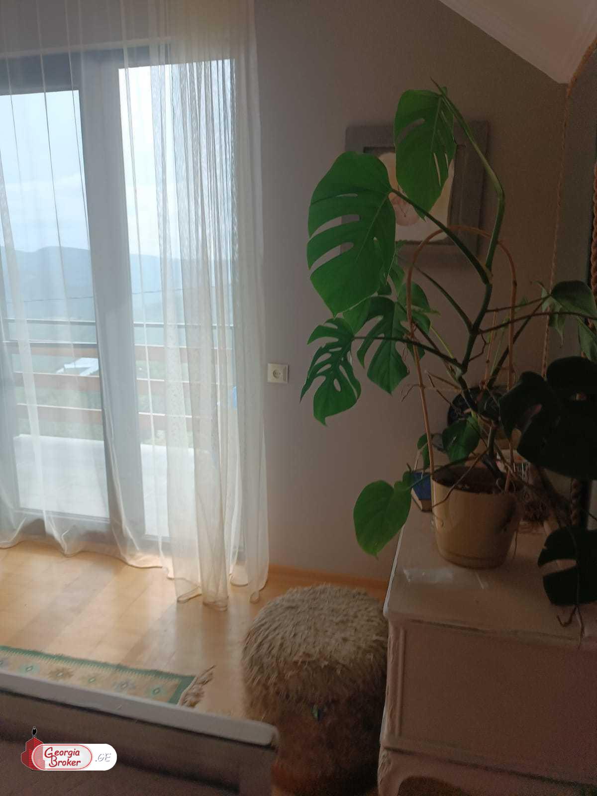 nearly repaired 6-room house for sale