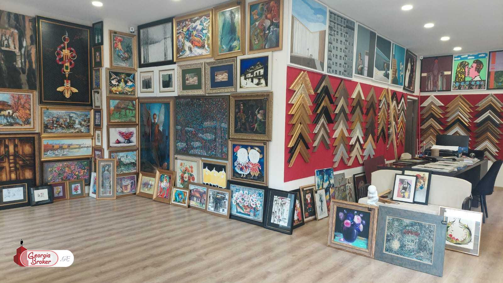 в аренду офис с новым ремонтом 4-комнаты