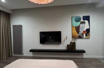 იყიდება ახალი გარემონტებული 5 ოთახიანი ბინა  ვაკეში, დომუსის კომპლექსში