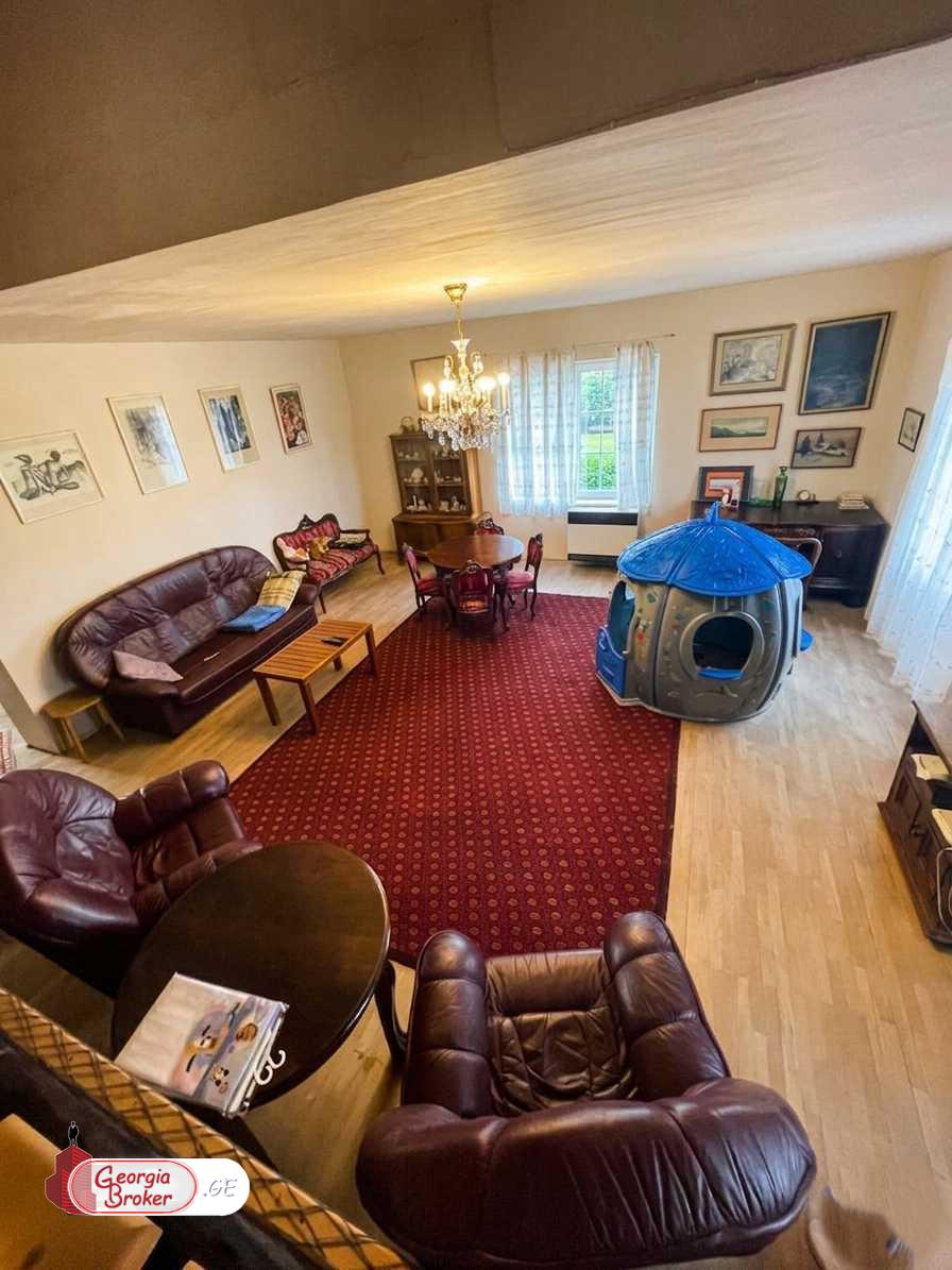 იყიდება ახალი გარემონტებული 7 ოთახიანი სახლი წყნეთში