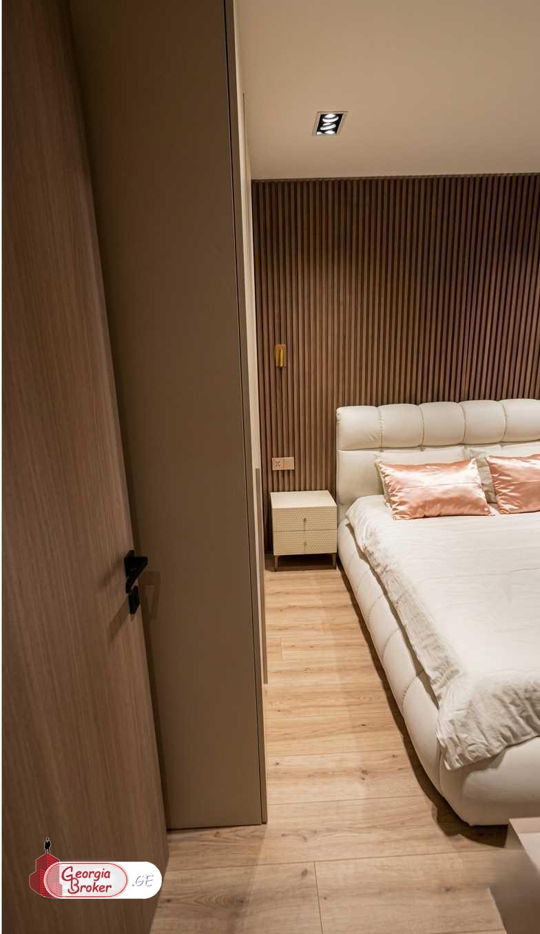 იყიდება ახალი გარემონტებული 3 ოთახიანი ბინა ორთაჭალაში