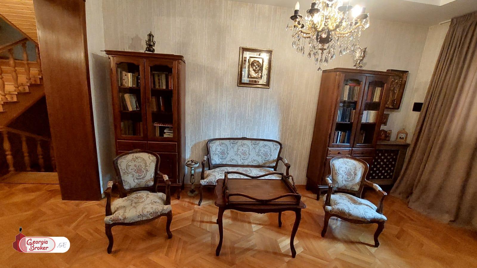 იყიდება ახალი გარემონტებული 11 ნომრიანი სასტუმრო ნაძალადევში