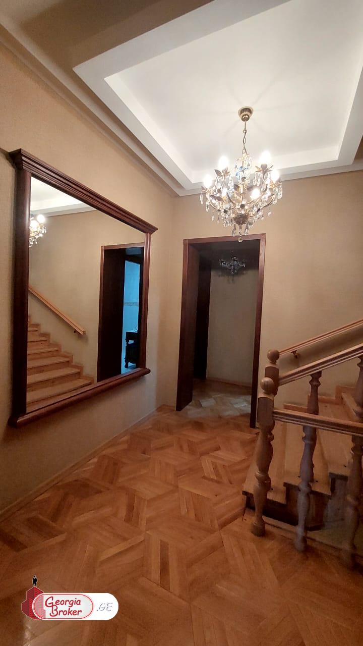 იყიდება ახალი გარემონტებული 11 ნომრიანი სასტუმრო ნაძალადევში