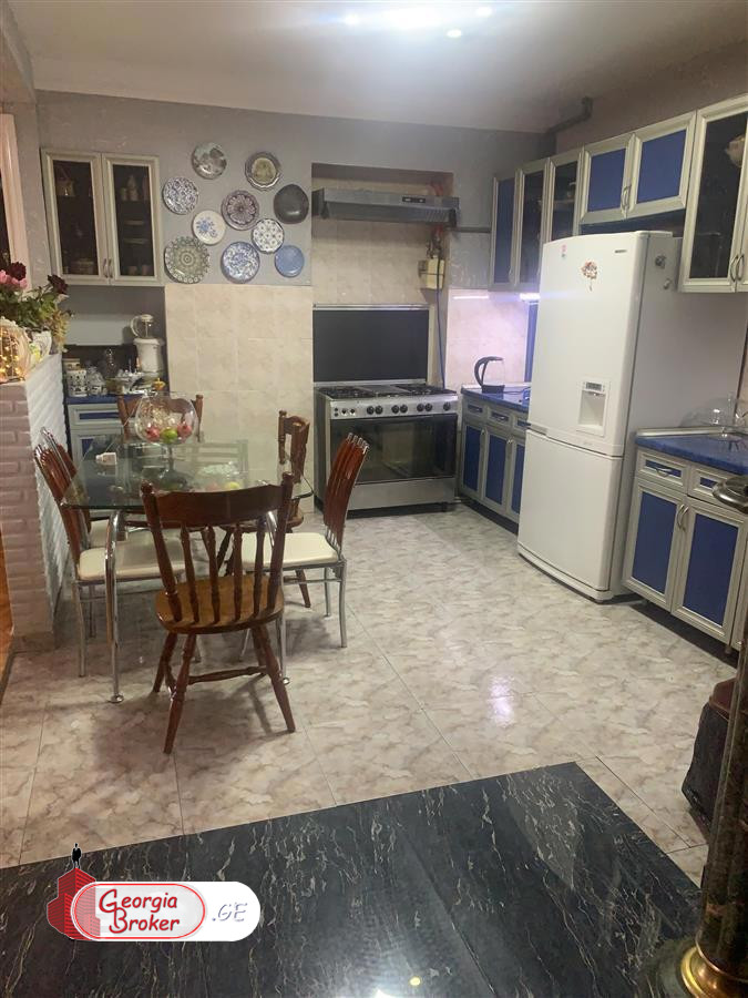 nearly repaired 4-room apartment for sale