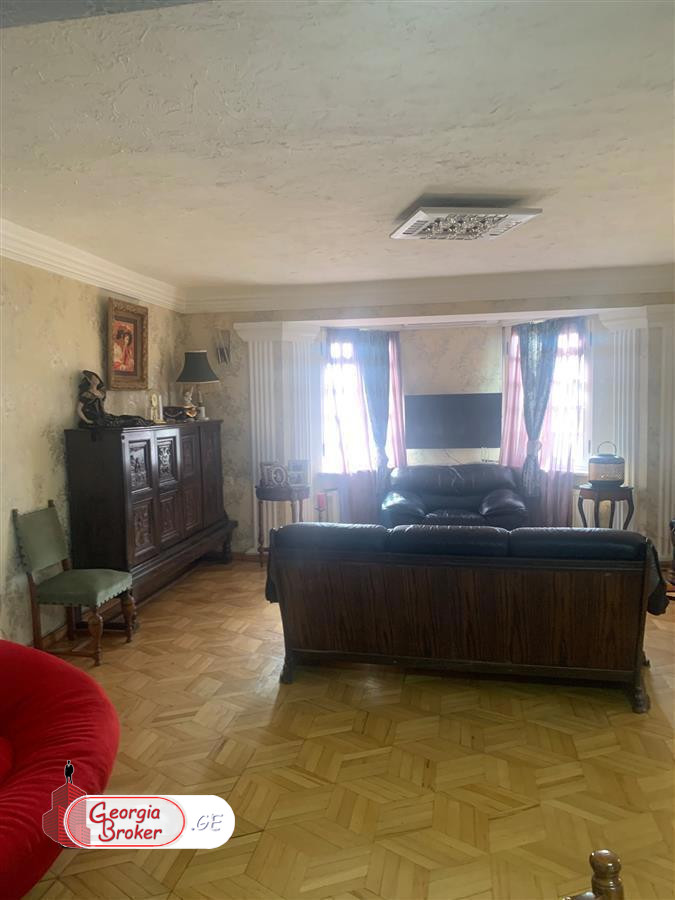 nearly repaired 4-room apartment for sale