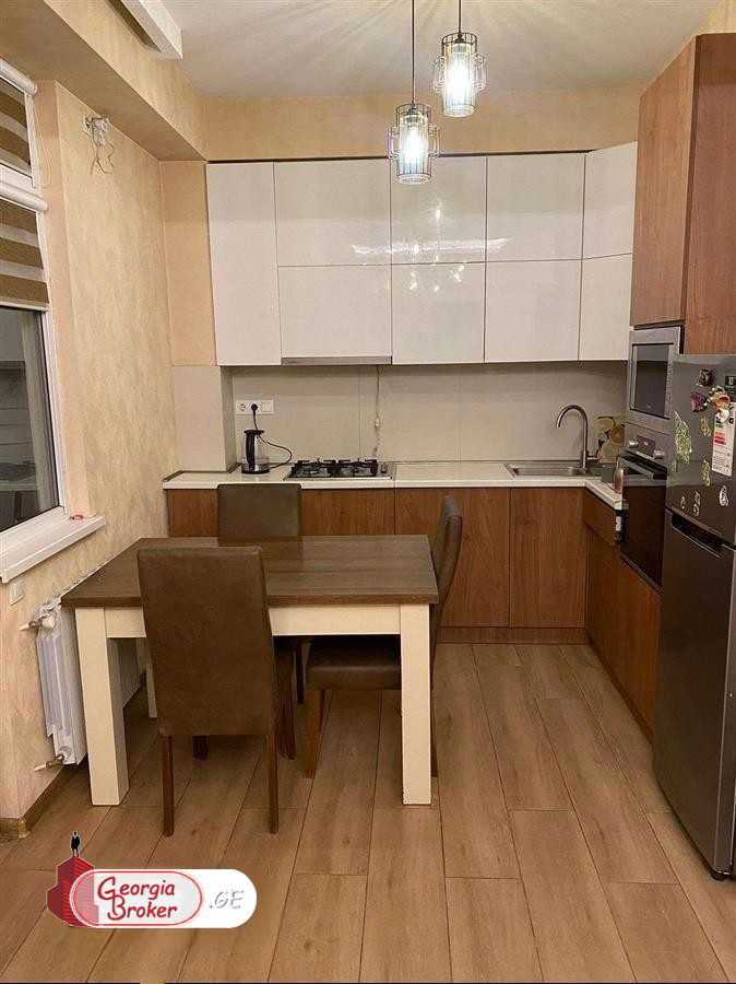 nearly repaired 3-room apartment for rent