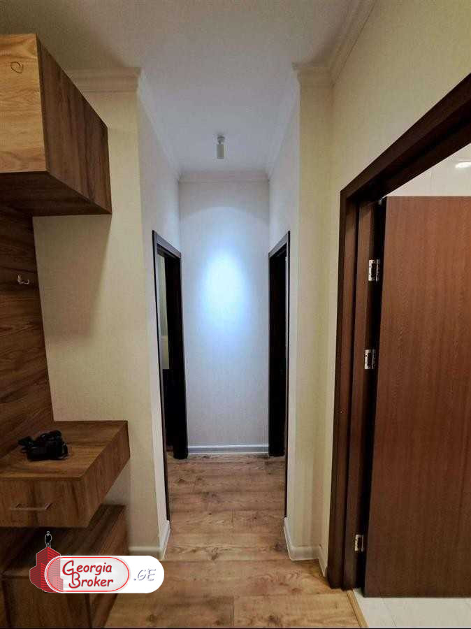 nearly repaired 3-room apartment for sale