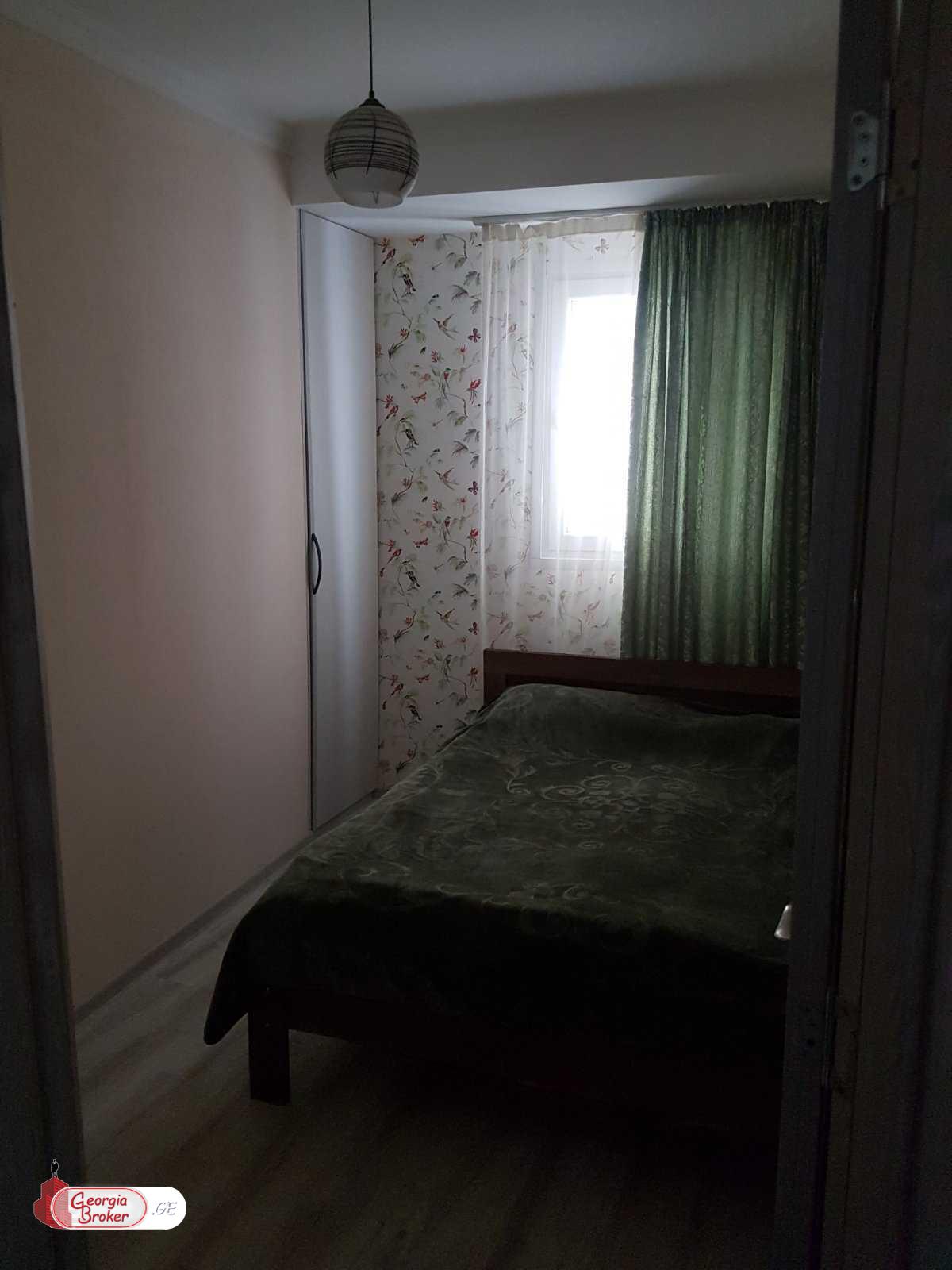 nearly repaired 3-room apartment for sale