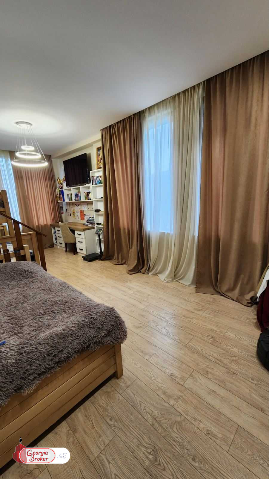 nearly repaired 4-room apartment for sale