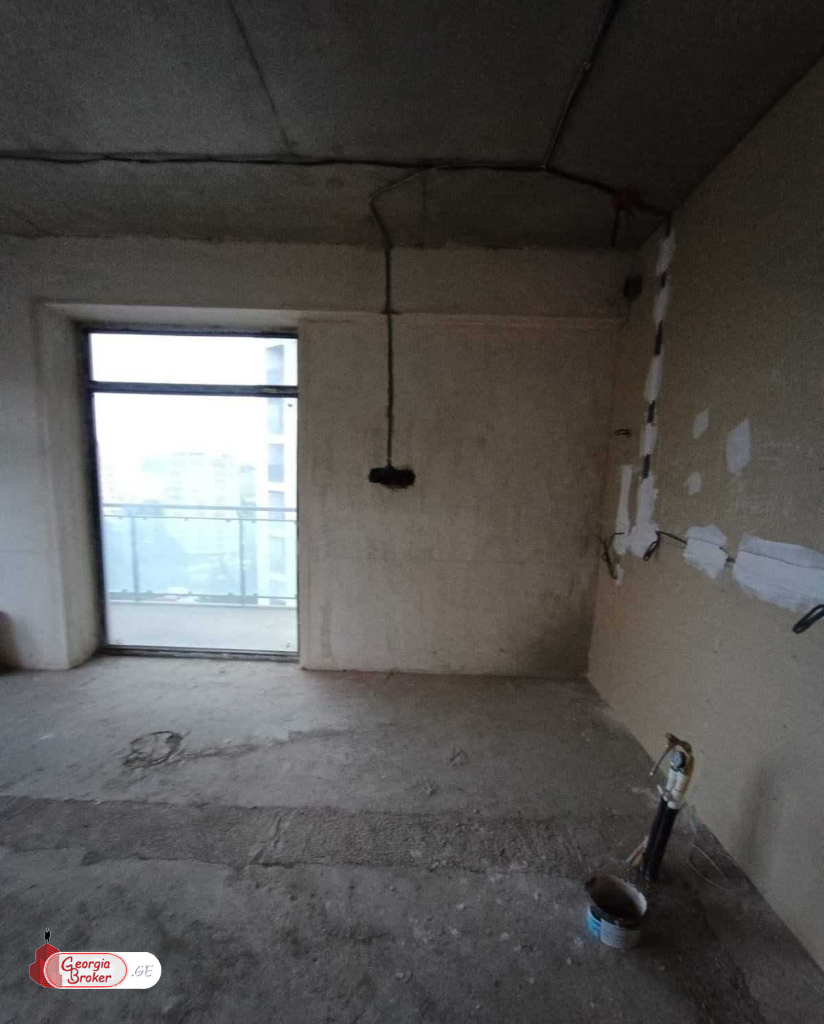 nearly repaired 3-room apartment for sale