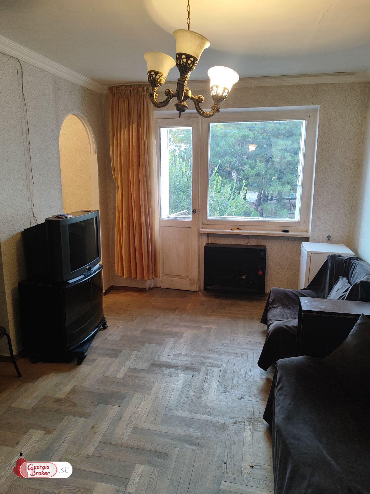 old repaired 2-room apartment for sale