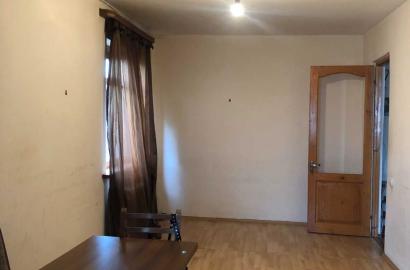 nearly repaired 2-room apartment for sale