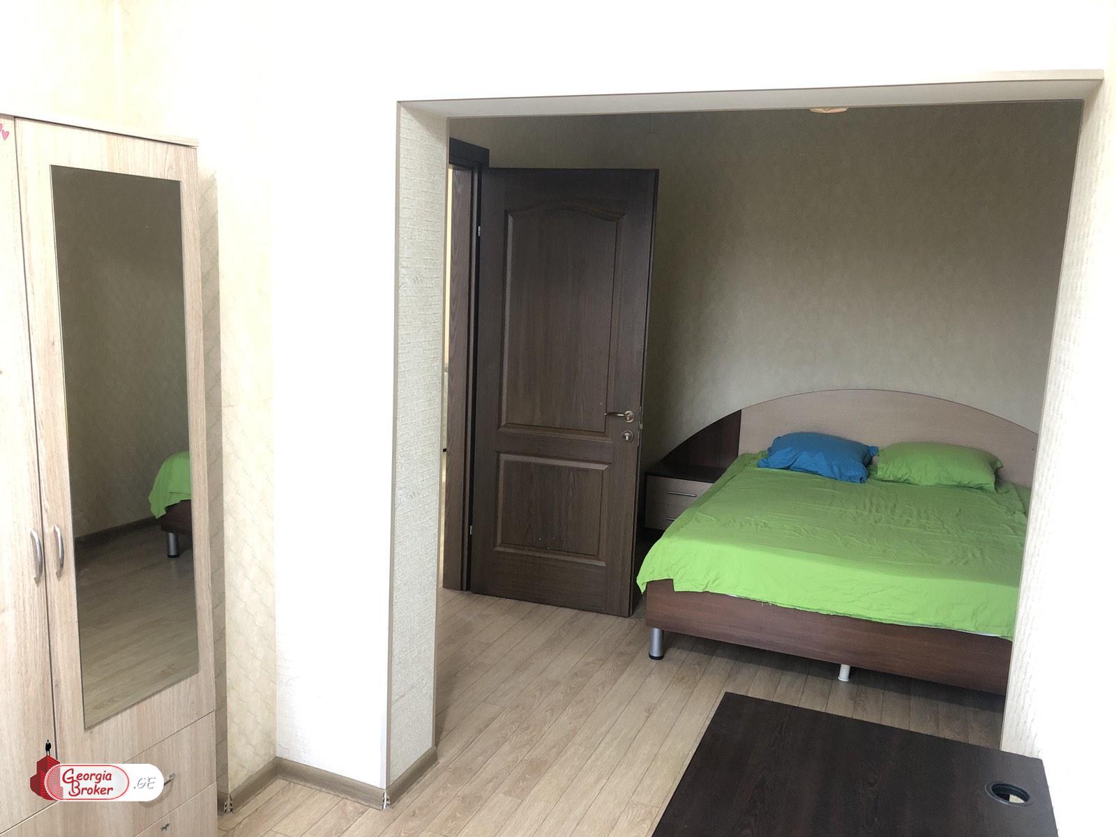 nearly repaired 3-room apartment for rent