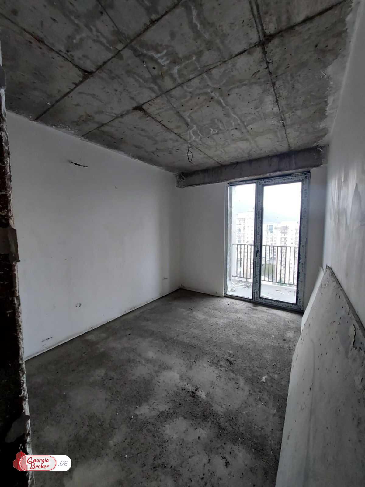 nearly repaired 2-room apartment for sale