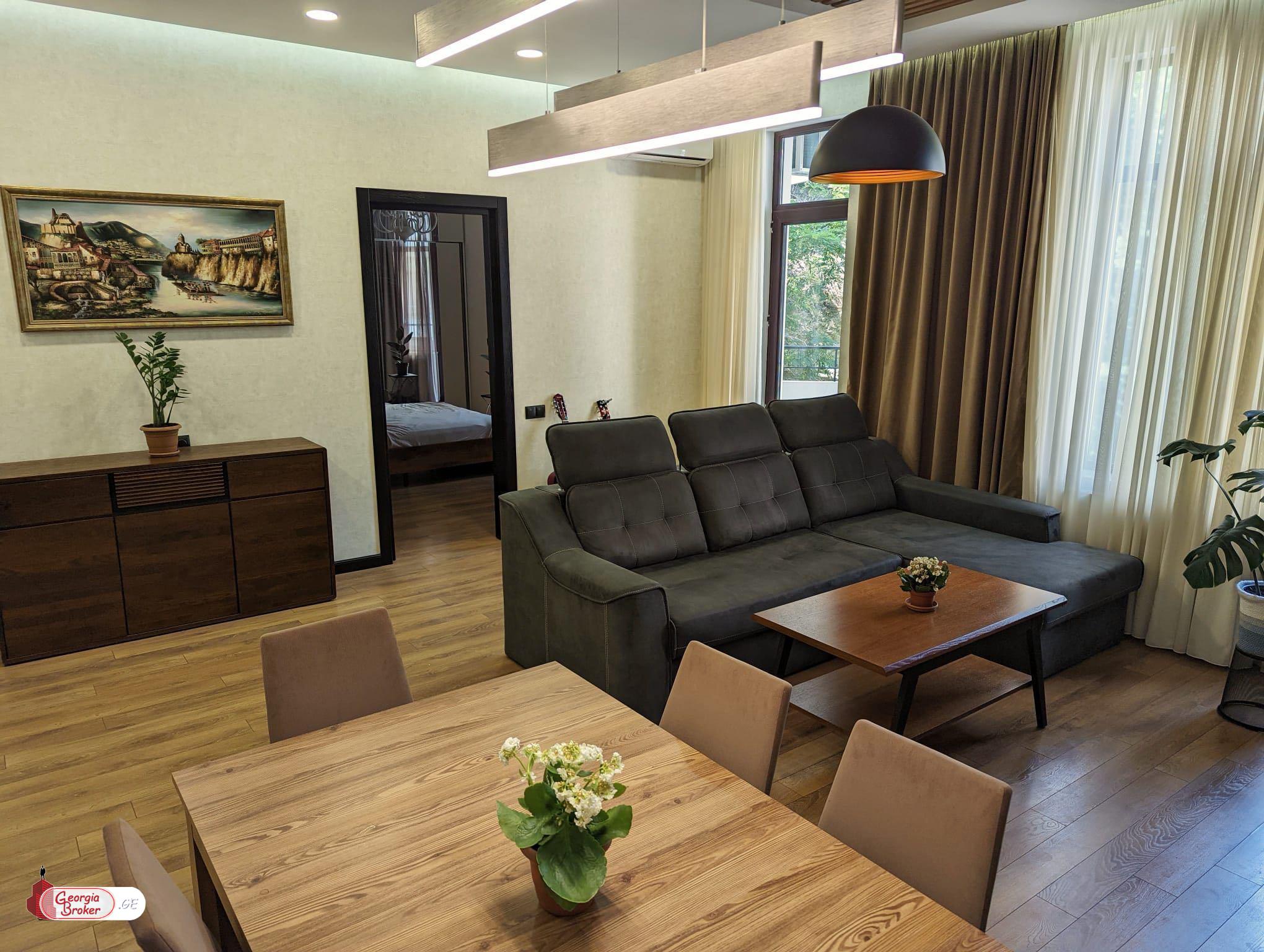 nearly repaired 3-room apartment for sale